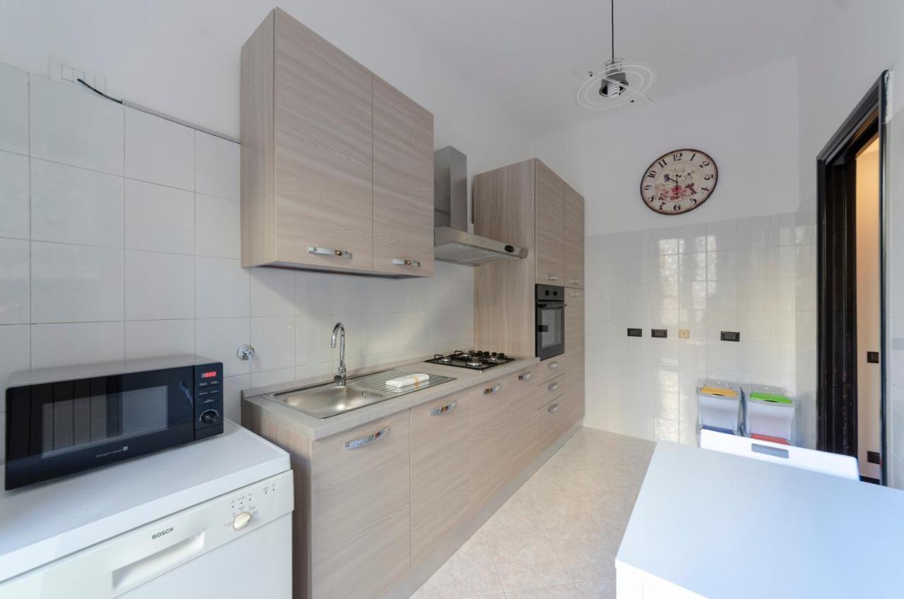 Апартаменты Altido Modern Flat For 6 In The Heart Of Genova Foce Экстерьер фото